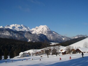 The excellent ski school at Astauwinkel lift offers courses for the whole family