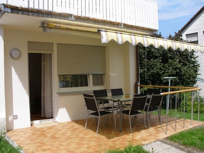 Neu eröffnete komfortable  Ferienwohnung mit toller Terrasse und Garten