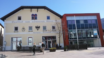  Kleinstadtflair  Südtirol- zentral  komfortable Fewo ca. 75m²  & gr.  Dachterr.
