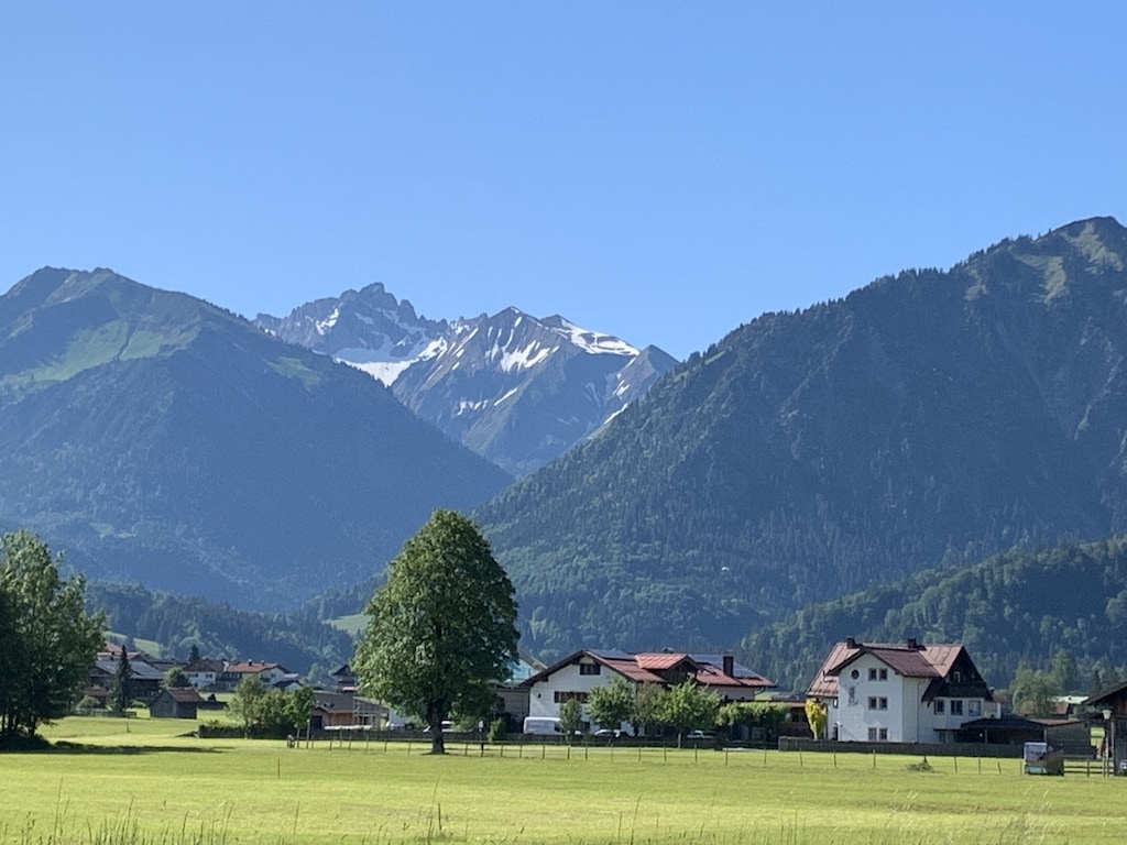 Super 2-Zi-Whg.,Terrasse + 180-Grad-Blick über Die 'Wiesen' Auf Das ...