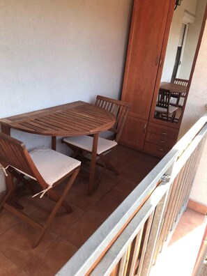 balcony