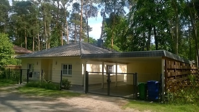 Accesibles. familienfrdl. Casa de vacaciones en el campo, chimenea, parrilla, cerca de Potsdam / Berlín