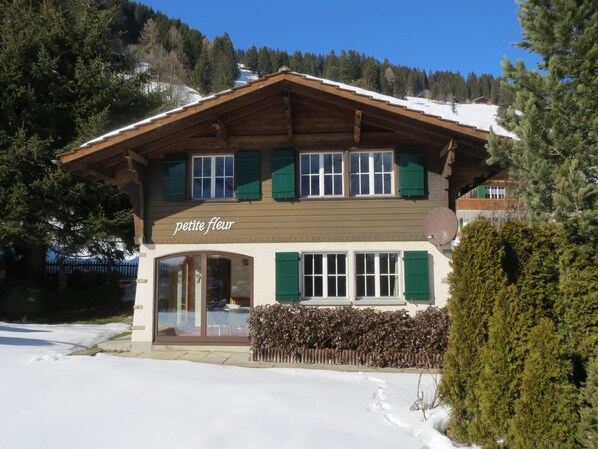 Chalet Petite Fleur
