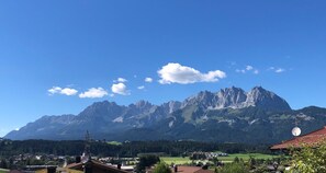 Aussicht vom Haus auf den Wilden Kaiser