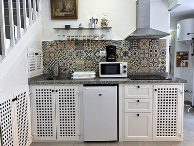 Village house completely renovated 4 apartments with courtyard in Arico Viejo.