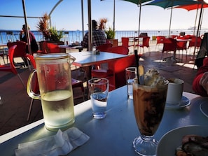 Palm Beach Cafe/ Rockingham Foreshore