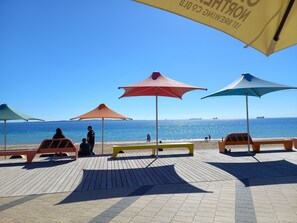Rockingham beach 