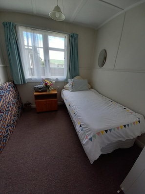 Single bedroom