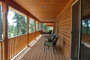 Another view of the side deck, showing the private entry into guest room #1