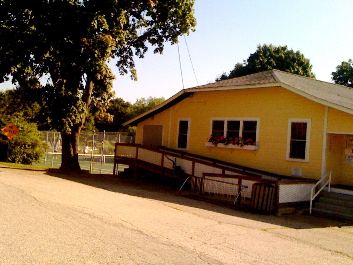Main Image