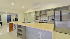 Port Douglas holiday house with views to  golf course
Close to Four Mile Beach