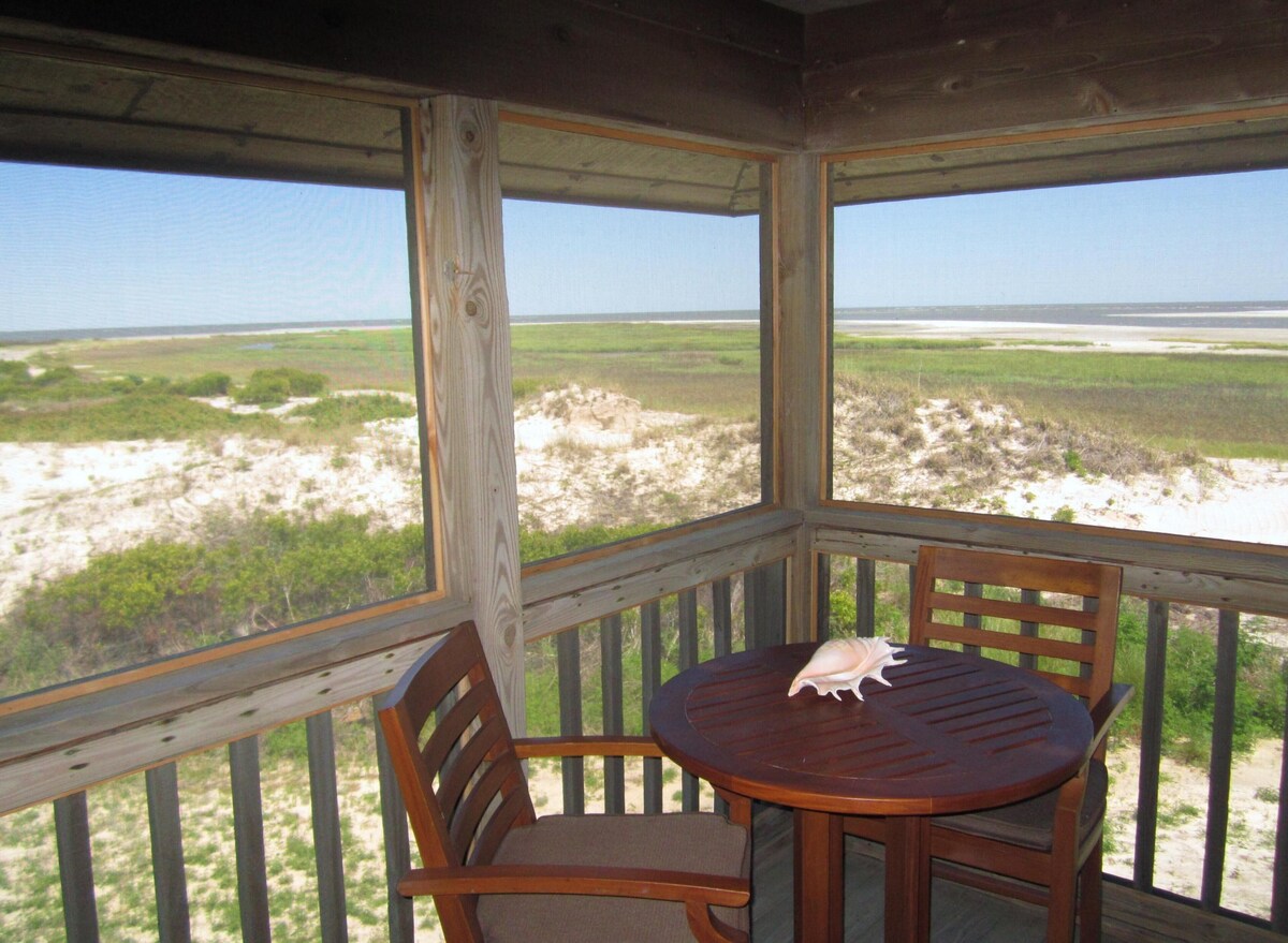 Villa Ma’Kai: Waterfront for Nature Lovers-Upscale-Golf Cart-Stunning Views!