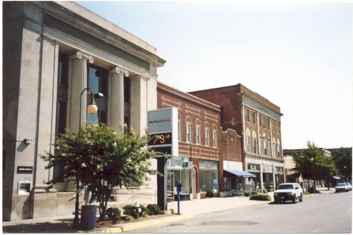 Main Image