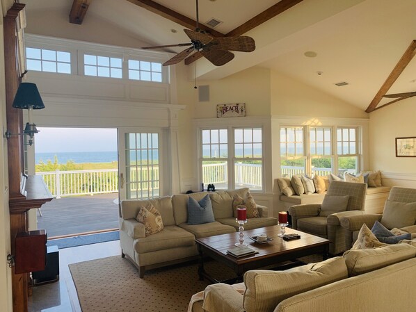 FULL OCEANFRONT AND BAY VIEWS  
Smell the Ocean Breeze. 