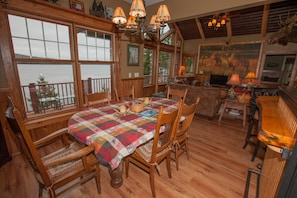 Dining room overlooking the lake