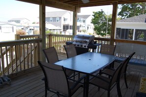 1st floor deck