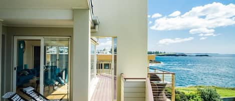 Kiama Dream has huge open-air balconies, with unrivalled views of the ocean.