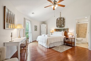 Queen guest bedroom with access to a shared full sized bath.