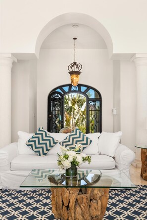 Sitting Room Hallway