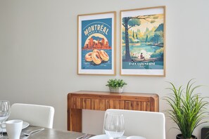 Decor in the dining area