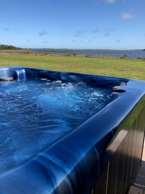 Hot tub (purchased in 2019)