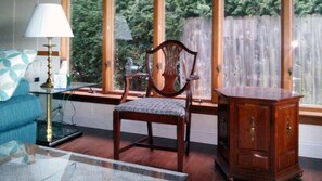 Pebble Beach - Living Room