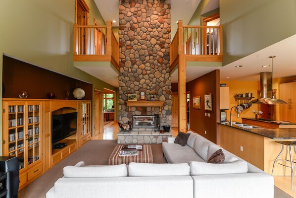 Large living room with 4 bedrooms above