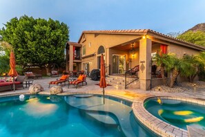 Resort Style Yard
