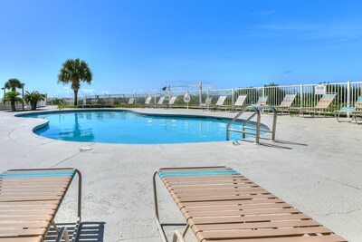2 BR/2 BA Beautiful Beach Front Resort - ALL NEW FOR 2019