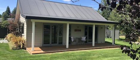 Street view of the cottage