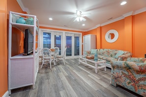 TV sitting room right beside the outdoor pool (sleeper sofa)