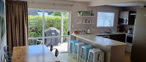 Kitchen & Dining area