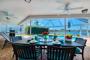 Outdoor dining
