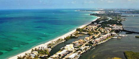 Aerial image of Fisherman's Cove Condo at Turtle Beach on Siesta Key