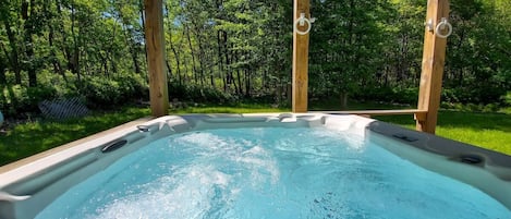 Bain à remous extérieur