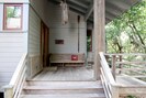 Entry Porch