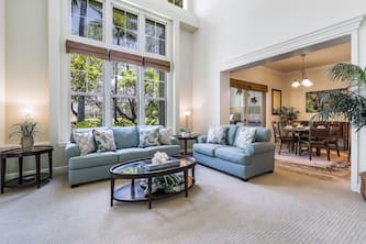 KULALANI 501 - LARGE 2 SUITE, 2 STORY TOWNHOME + GARAGE