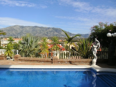 fab location, stunning views, private pool, detached with stylish decor