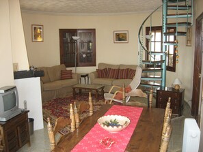villa lounge