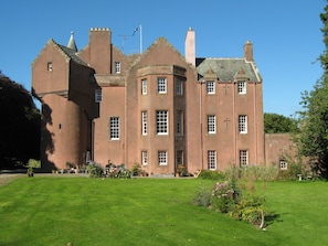 Victorian wing