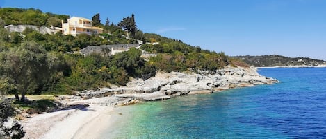 Villa Kalypso above Kloni Gouli beach