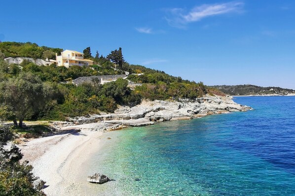 Villa Kalypso above Kloni Gouli beach