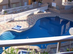 Piscina desde la terraza - Pool from the Terrace
