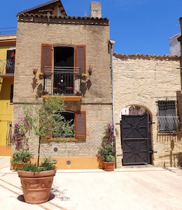 House in Medieval historical center of Vasto but only 5 minutes to the beach