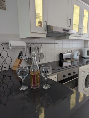 kitchen glass of vino