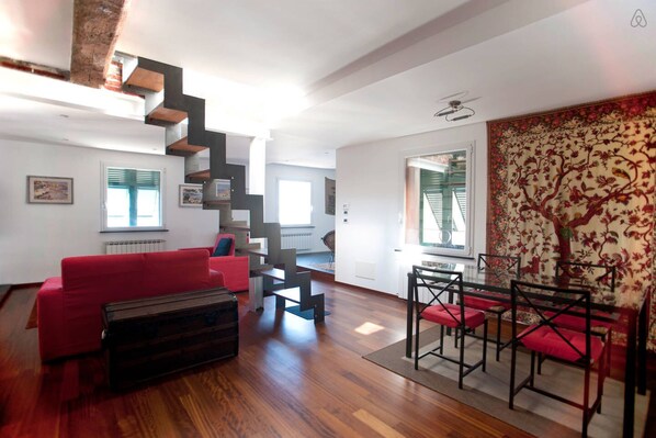 Our wonderful living room , from here you can see the old Harbour of Genoa