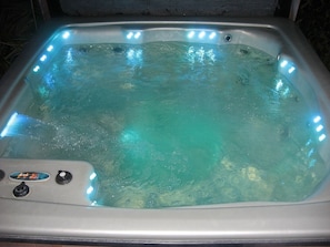The Jacuzzi at night