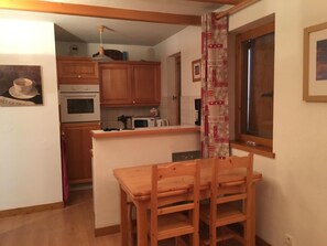 Kitchen and dining area