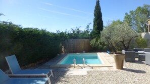 Petite piscine privative