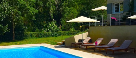 The pool with views out to the River Aveyron